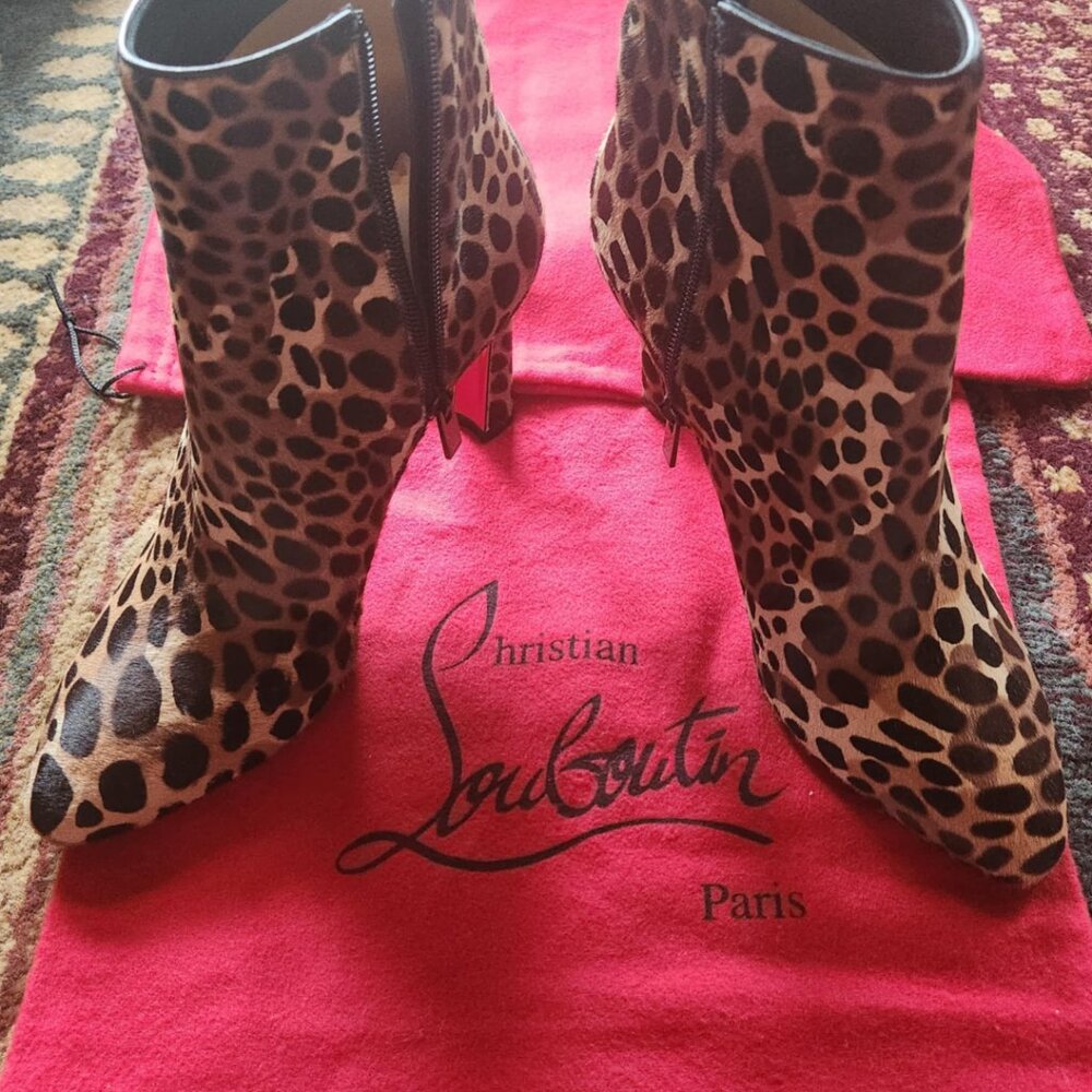 85mm So Eleonor Calf Hair Pony Fur Leopard Print Booties E223